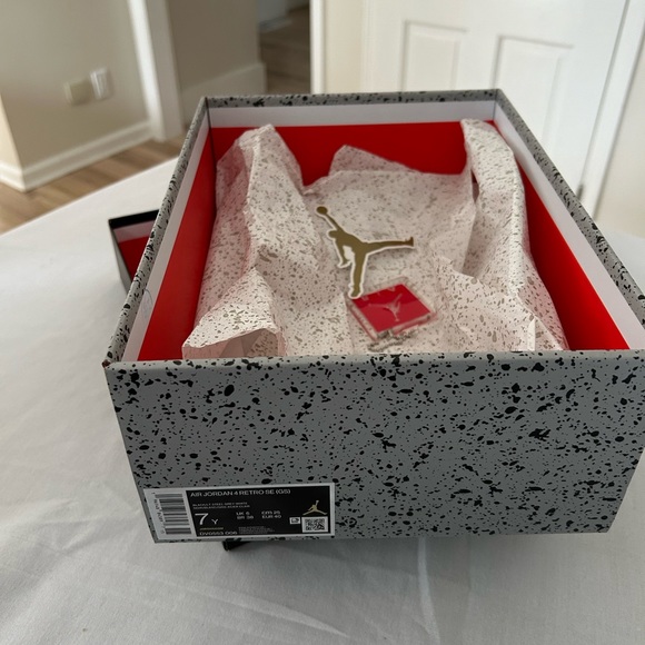 Jordan 4 Black Canvas - Picture 8 of 15